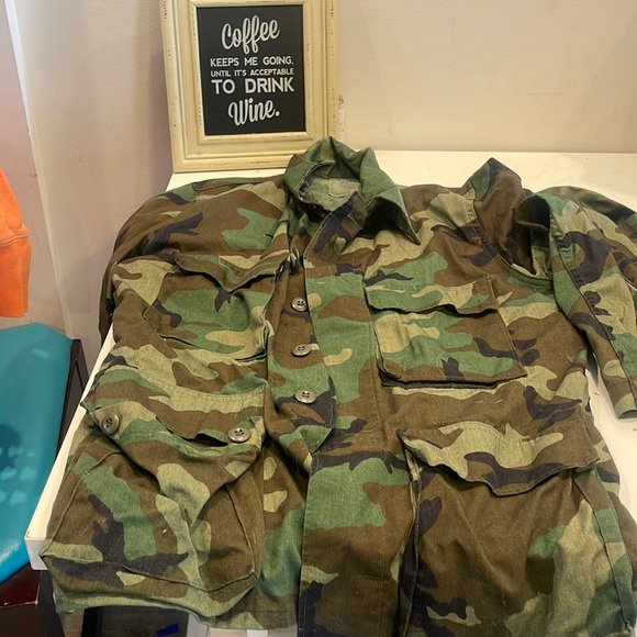 Army jacket - Picture 1 of 2